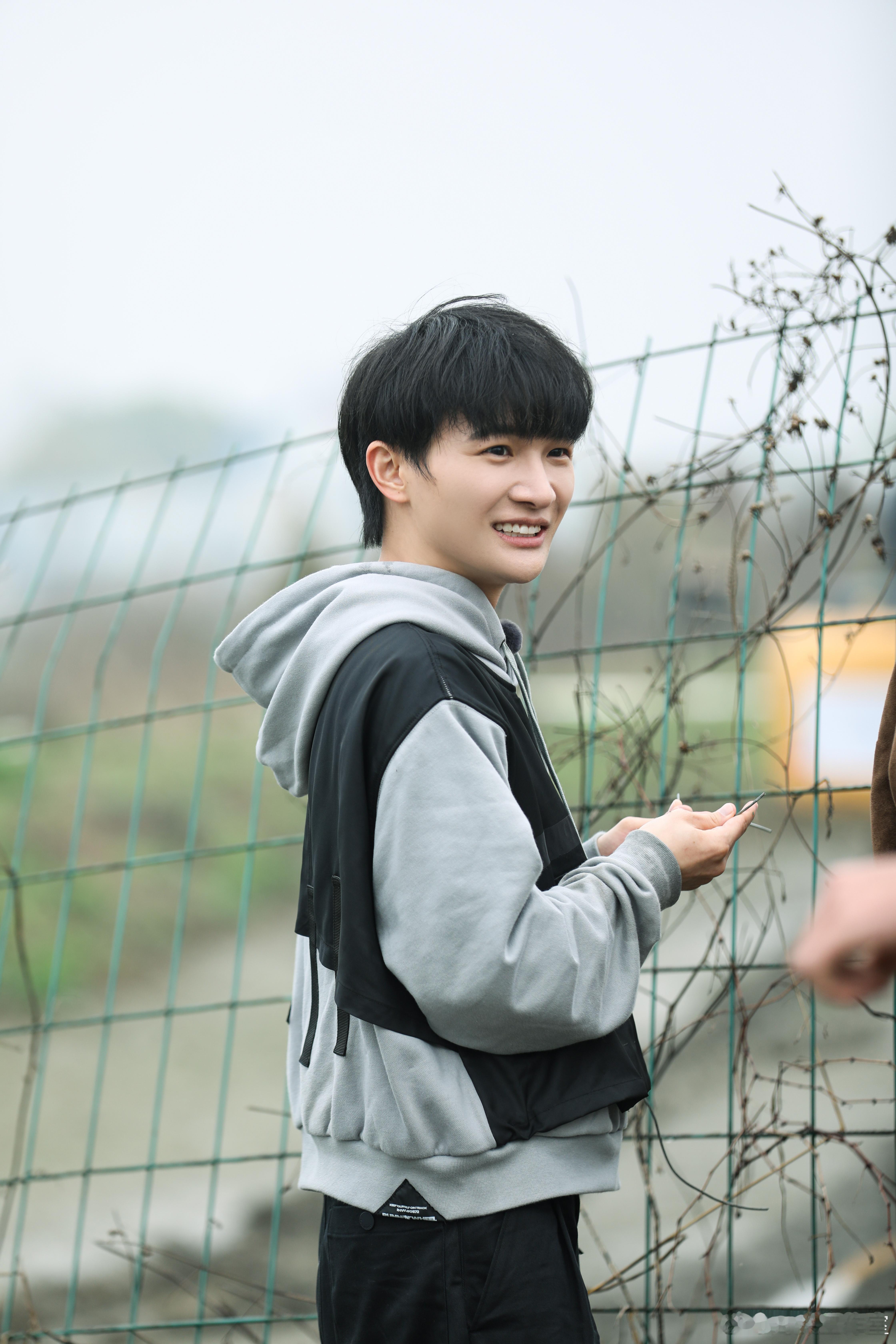 #周深[超话]#[音乐]#周深宝藏男孩# 【周深｜《种地吧》第33期 | 节目总