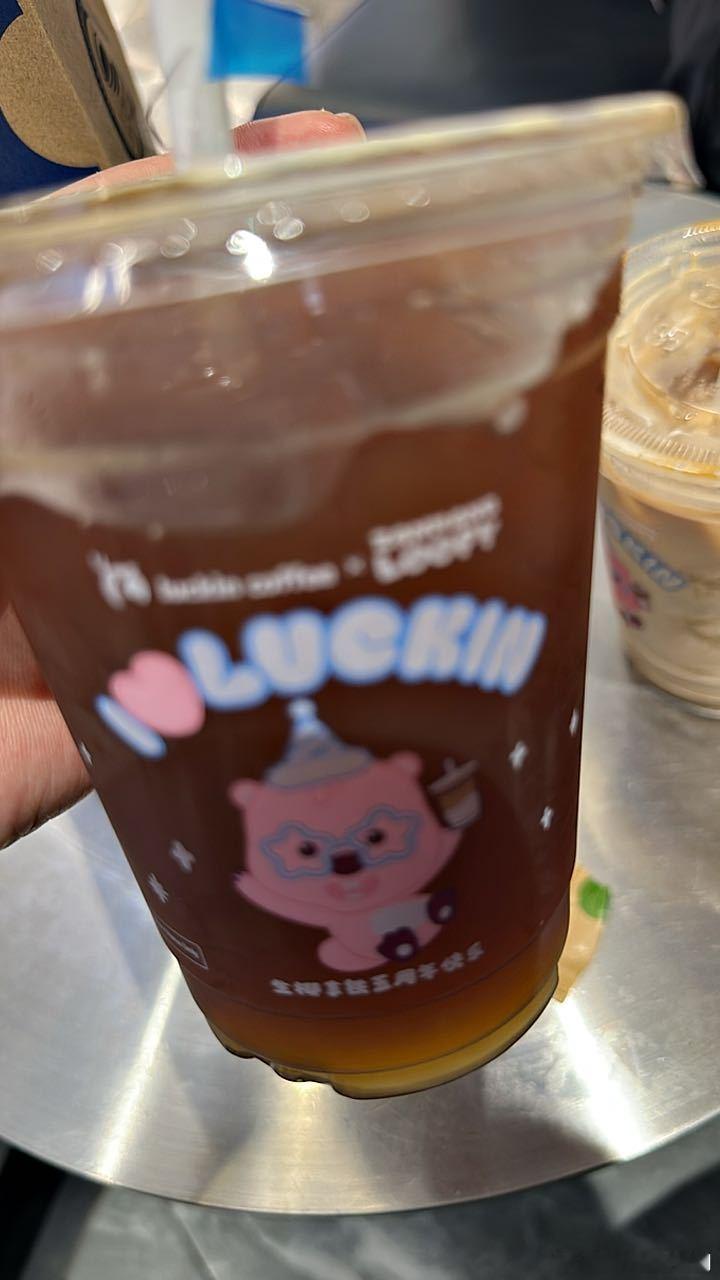 生活手记年纪大了得喝杯美式提提神 