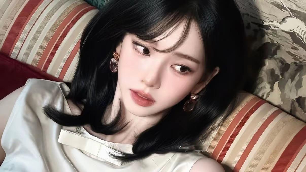 aespa回归预告 cr logo【柳智敏】太无瑕的一张脸 