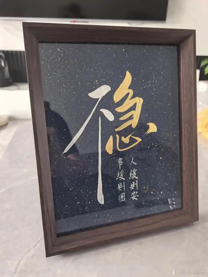 大家早！对于周一的A股大家有啥想法吗？尽管周五全球股市一片绿油油，我却感觉A股反