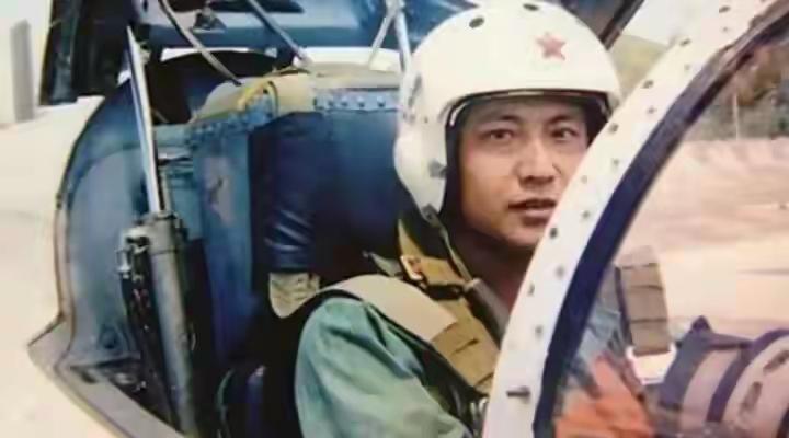 妻子：这盛世如你所愿2026年4月1日，今天是中国“海空卫士”王伟牺牲25年的日