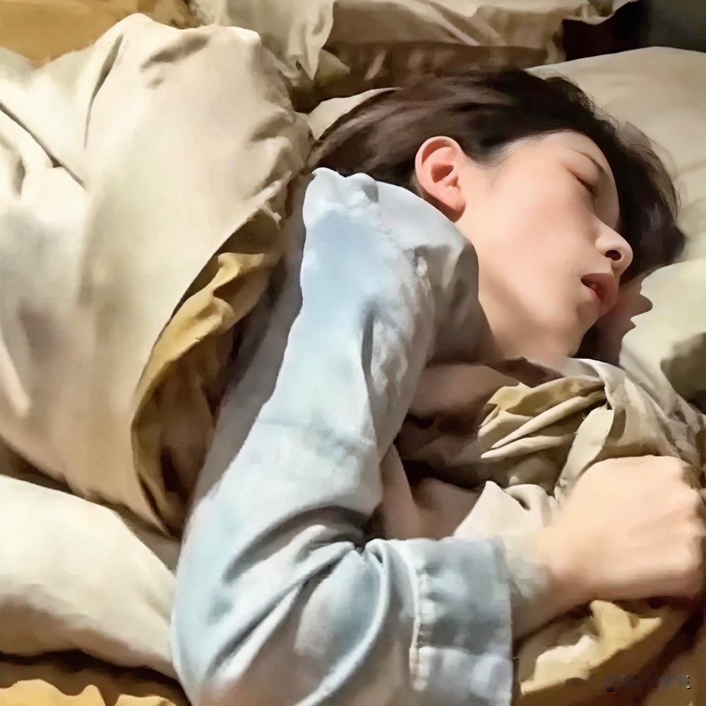 你会为了一口热饭，叫醒睡熟的人吗？

很多家庭矛盾，就源于这点事！

长辈觉得吃