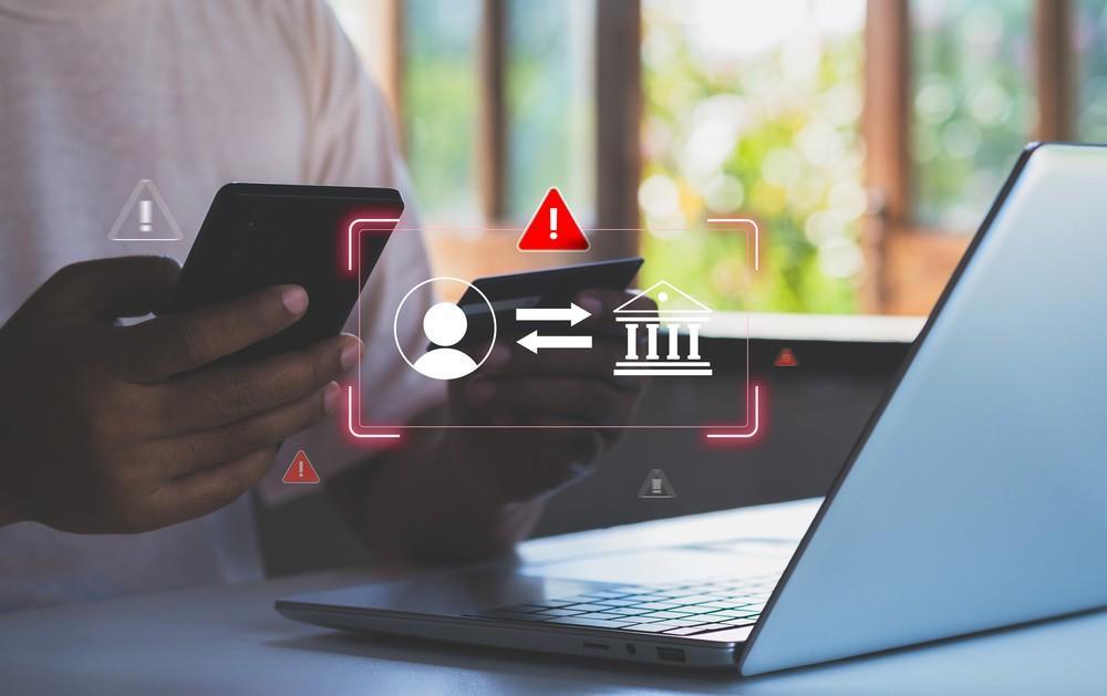 #女子被母亲介绍的相亲对象骗85万#【母亲介绍相亲对象，女儿放下戒心与其交往被骗