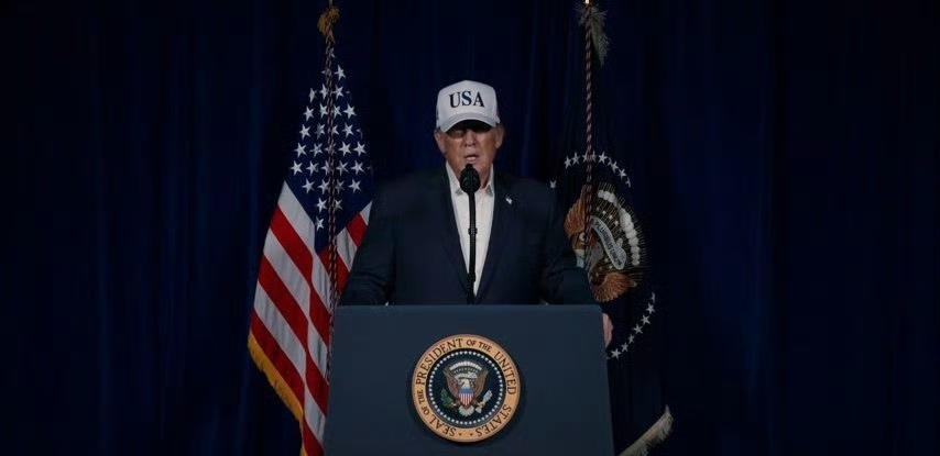 当地时间2月28日清晨，美国总统特朗普就美国与以色列共同袭击伊朗发表声明，要求伊