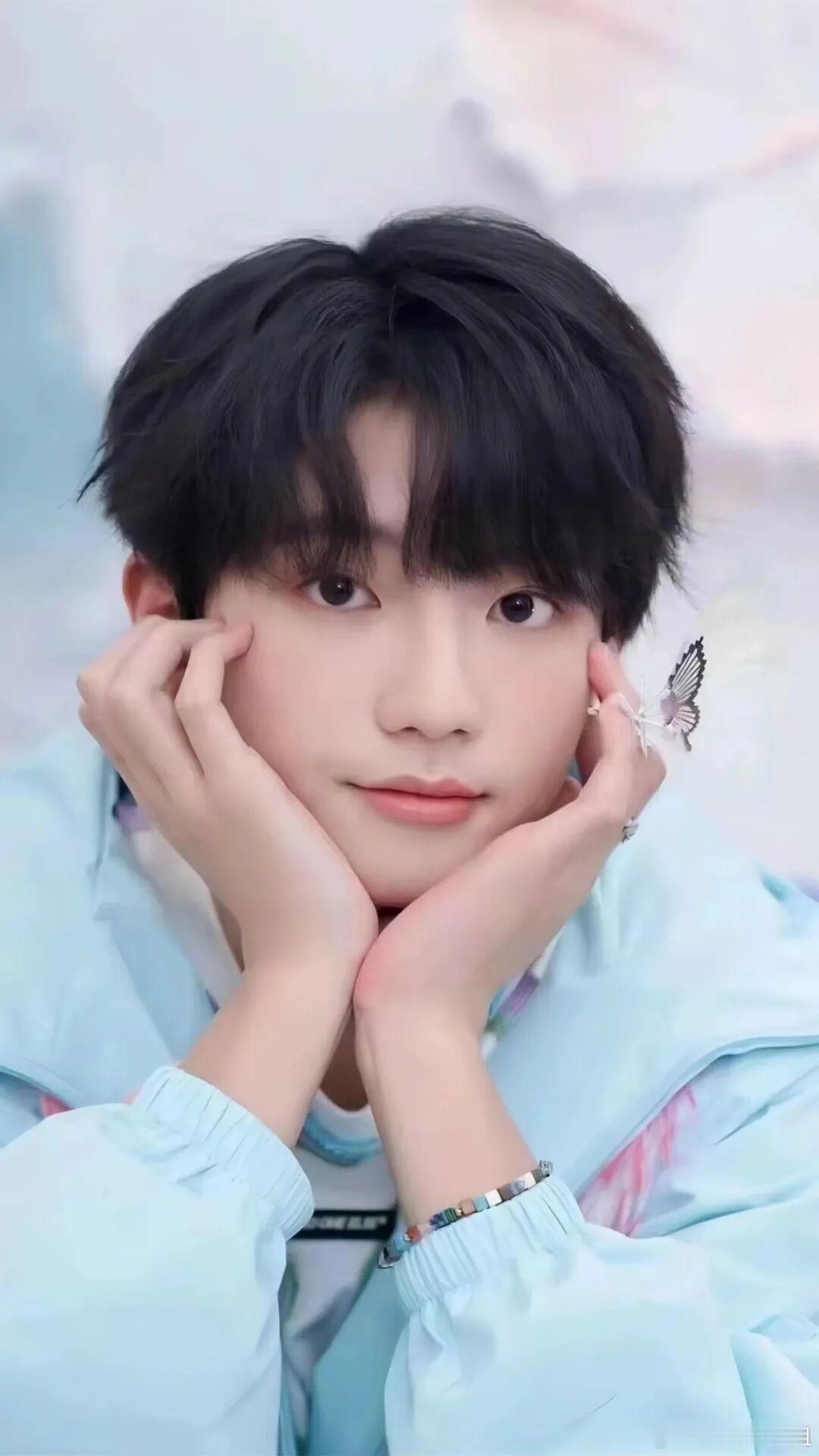 穆祉丞 代言期待穆祉丞解锁更多成就吧！ 