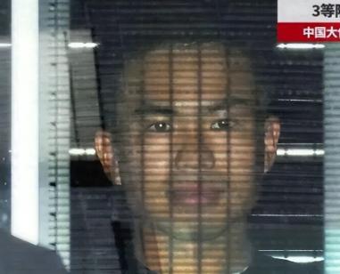 ·带刀闯华使馆军官再被捕，罪名突变藏猫腻，中方反制狠击日企命脉

很多人刷到日本
