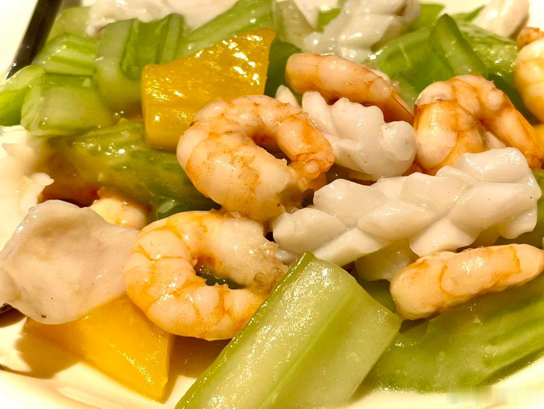 生活手记 不想做饭了，就近吃一点。  ​​​
