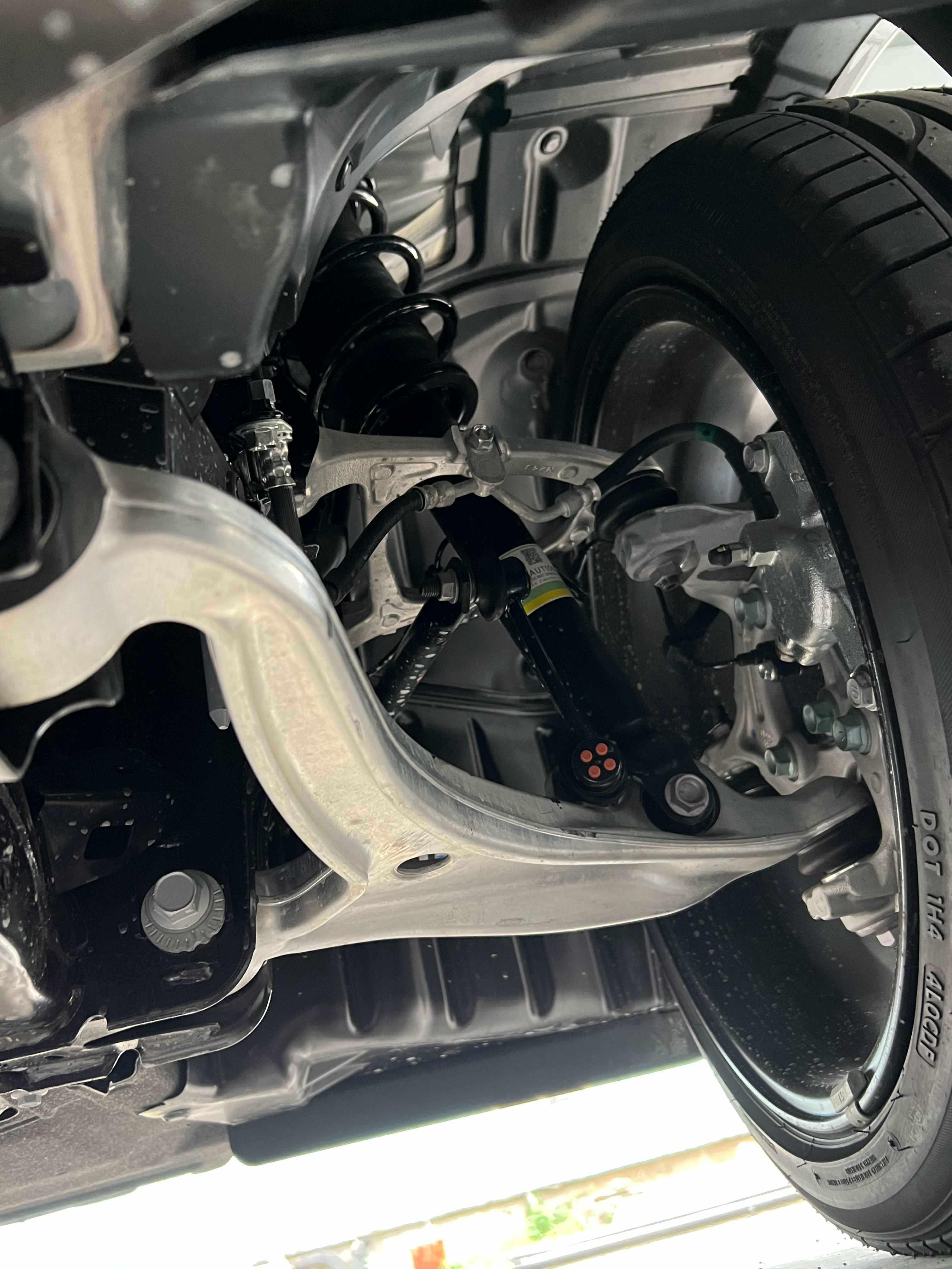MX-5这个前悬挂全铝合金双A臂，赏心悦目  ​​​