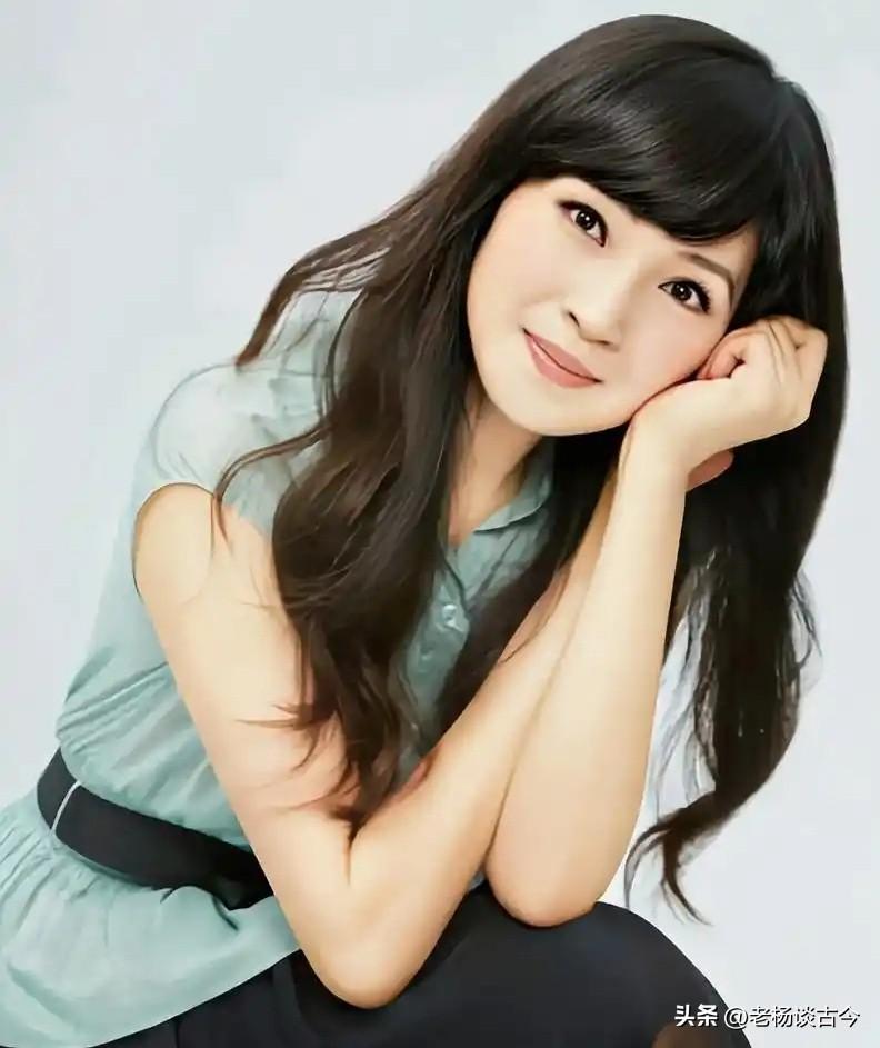 59岁仍是处女，一生未婚未恋！她说：我的人生，不需要男人来定义。

她曾是红极一