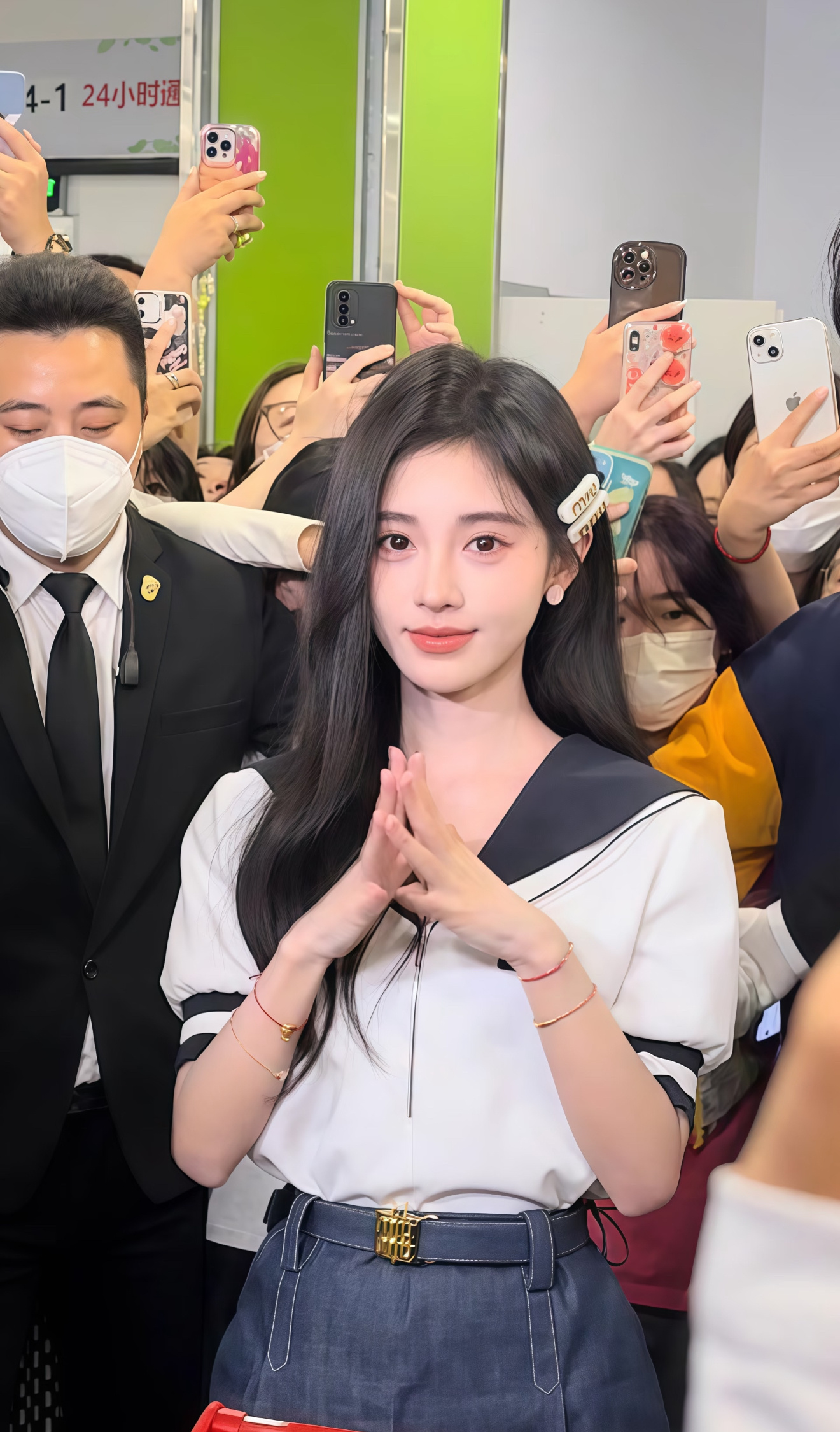 鞠婧祎代言avia鞠婧祎扫楼生图 ​​​