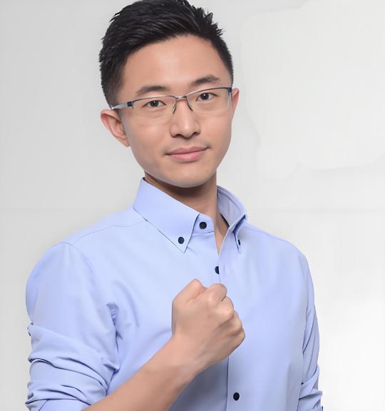 台北市议员侯汉延：统一有妙招，先来一手穷台牌。

从实际出发，这个策略有它的支撑