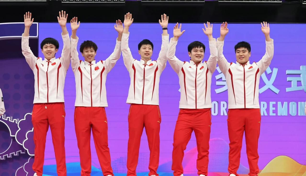 恭喜国乒！你们都好棒！
恭喜中国男队，女队，杭州亚运会团体赛双双夺冠！