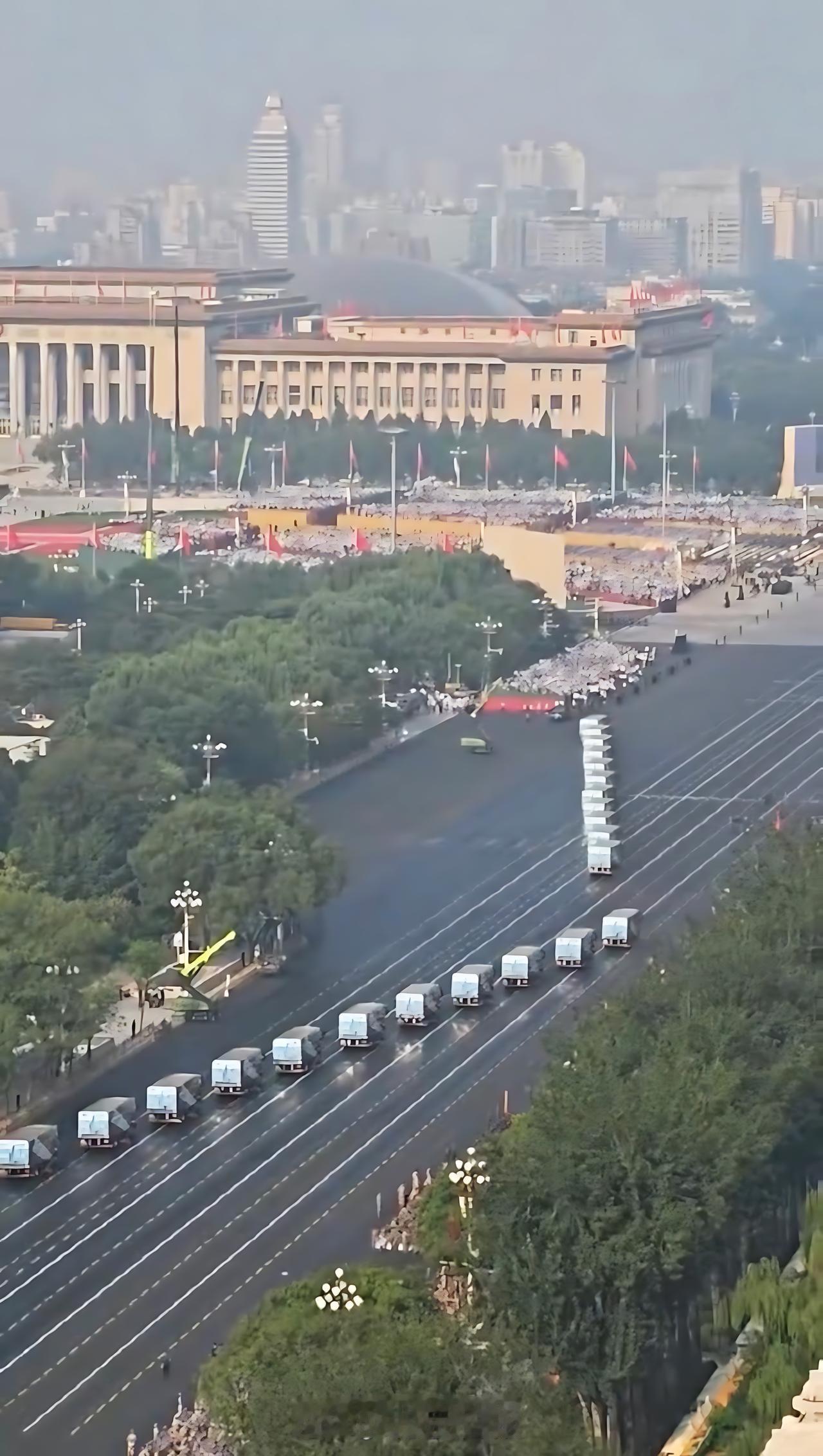 比亚迪第零方阵集结完毕！

在刚刚结束的纪念抗战胜利80周年阅兵盛典上，比亚迪2