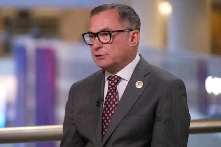 德国行长:政府不能太天真，必须给中国划红线！

昨天，德国央行行长纳格尔对媒体说