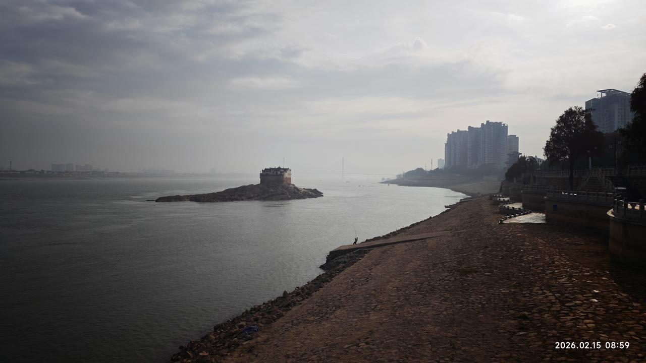 [环国行摄】第三阶段西部篇D2天总第57天：团风服务区—鄱阳服务区。
1.路线：