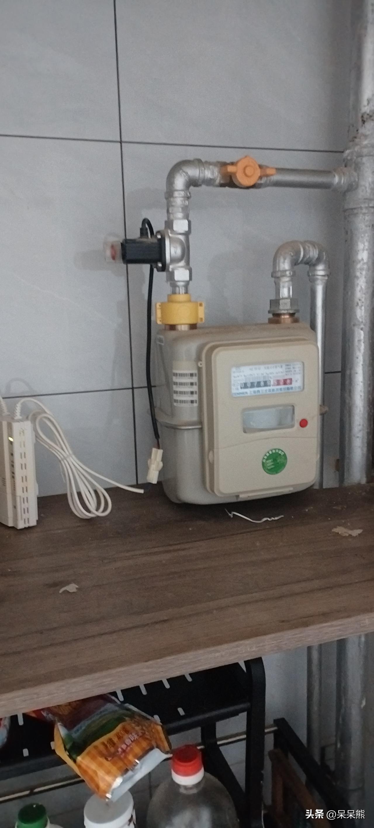 幸福和心态有关，身边很多有钱的，不一样有点抑郁。

所以幸福从来和钱、地位、名气