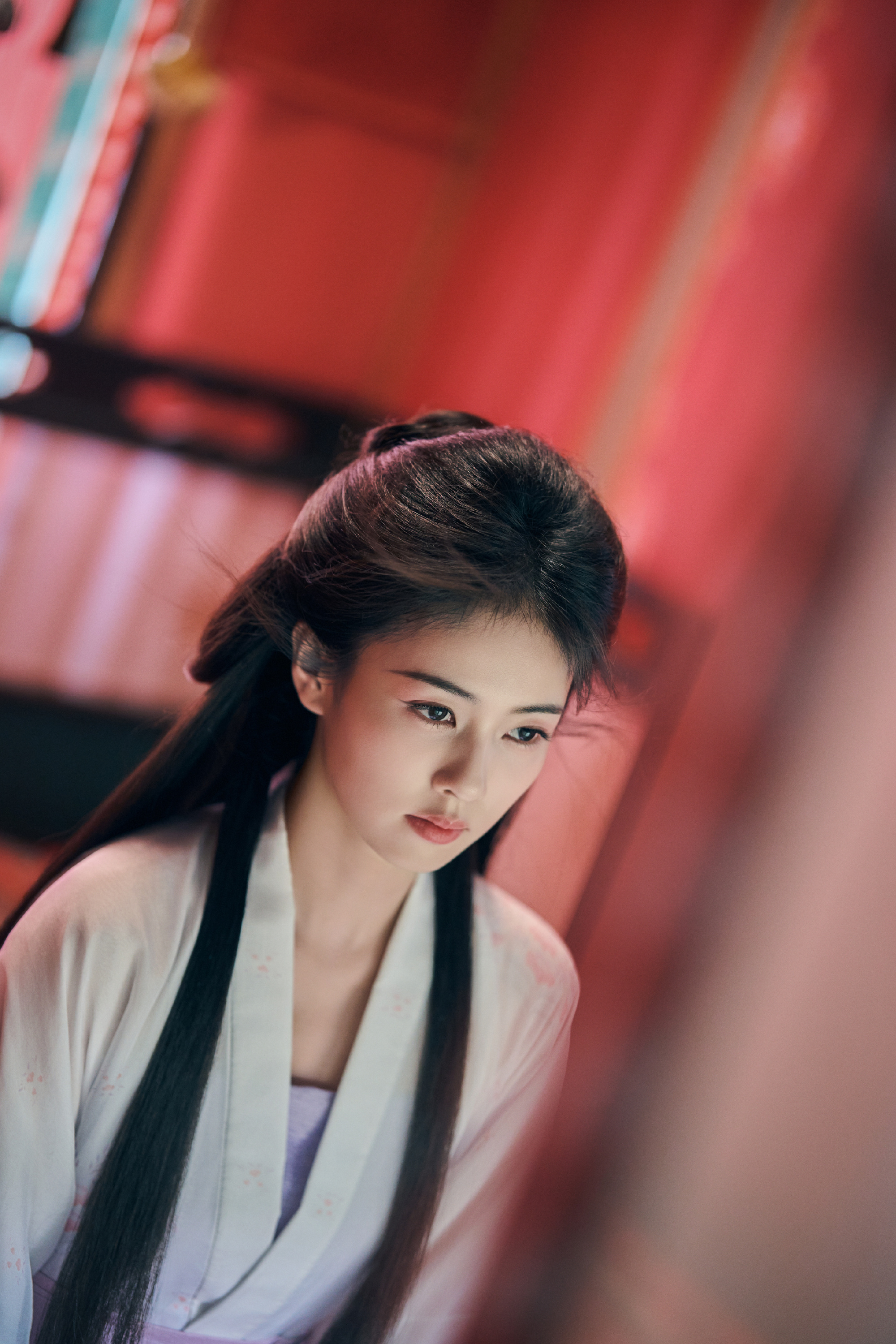 白鹿莫离🍐白鹿叶璃 【官方】《莫离》白鹿相关海报4⃣️4⃣️饰演叶璃 2026