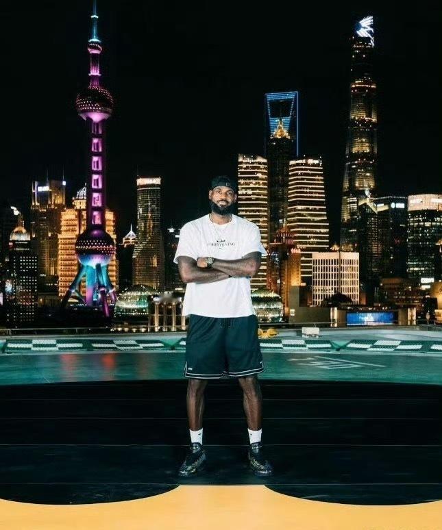 来了来了，他真的来了！詹姆斯开启第15次中国行 ​​​