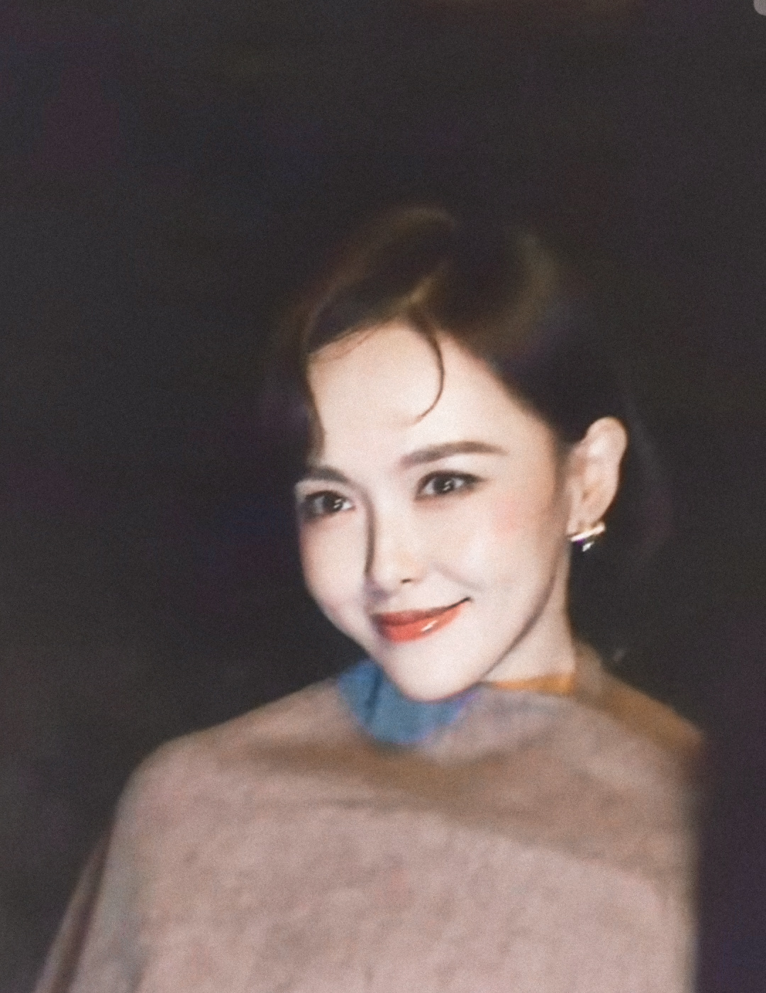 Tiffany请到了真正的妈妈级别完全神女级别的美貌[爱慕] 唐嫣[超话] ​​
