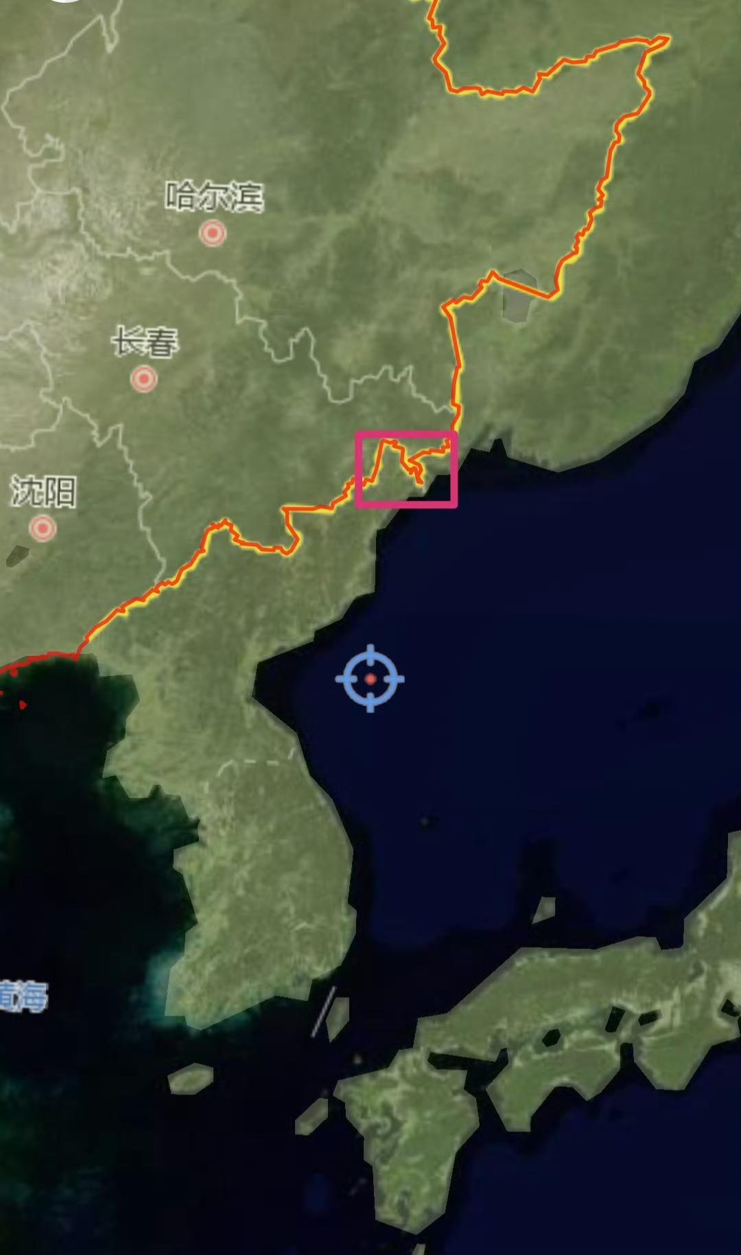 俄罗斯与朝鲜正在图们江上修建一座长度约5公里的跨河大桥，卫星图像显示建设工程已取