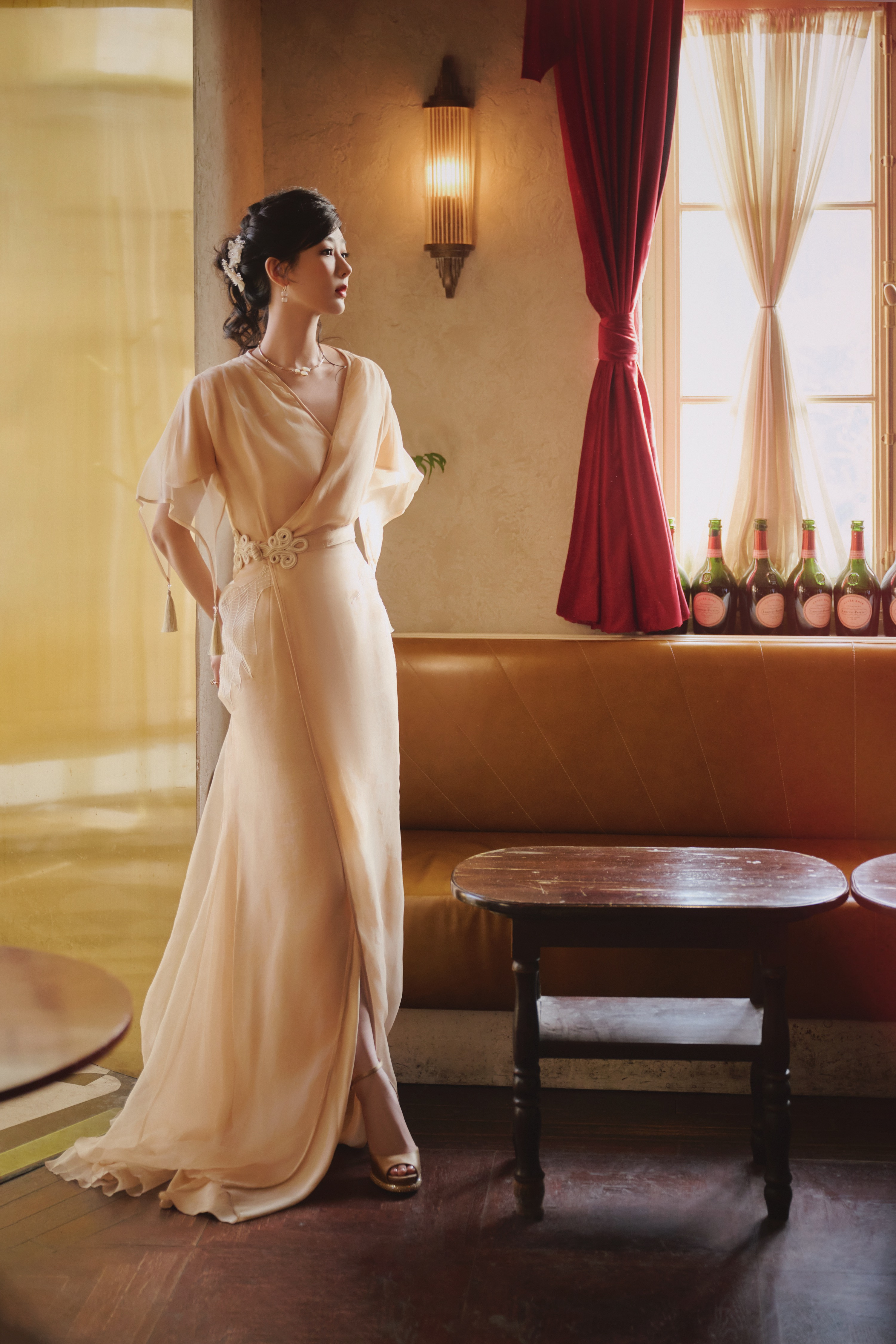 杨紫｜品牌活动今日活动新造型揭晓   ～  杨紫身穿 Julien Fourni