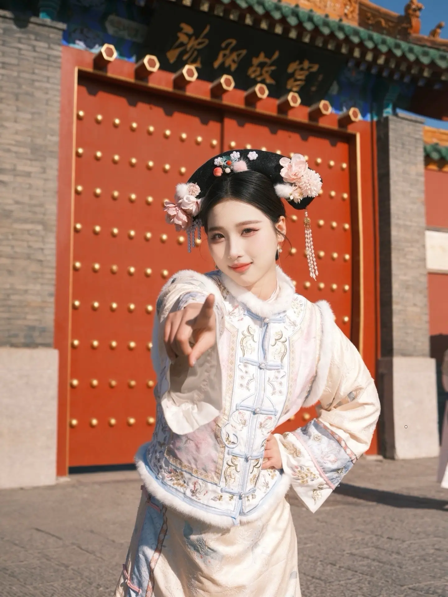 多亏大清亡了我才有机会当上格格