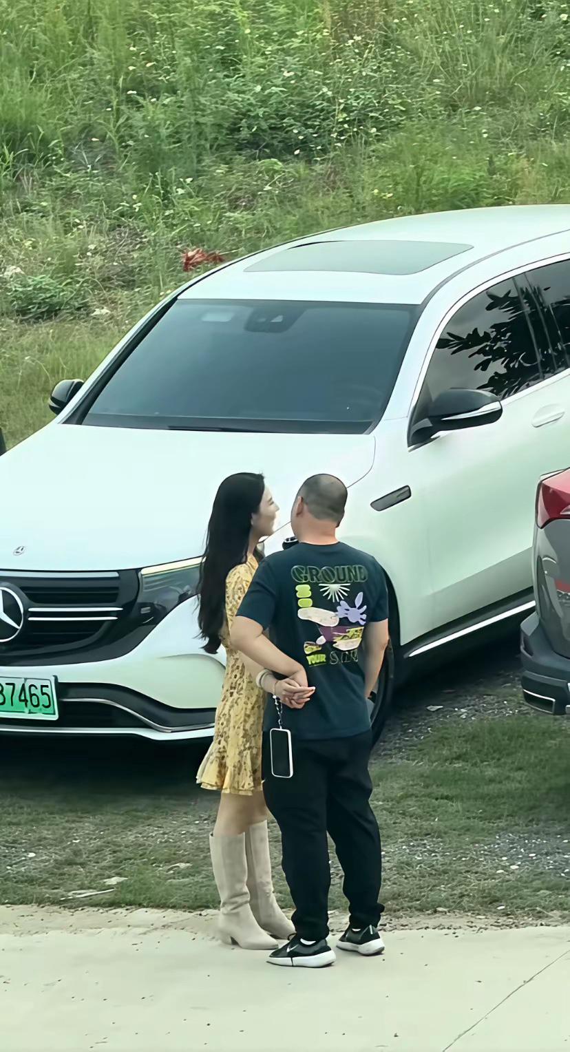 短裤长靴不热啊