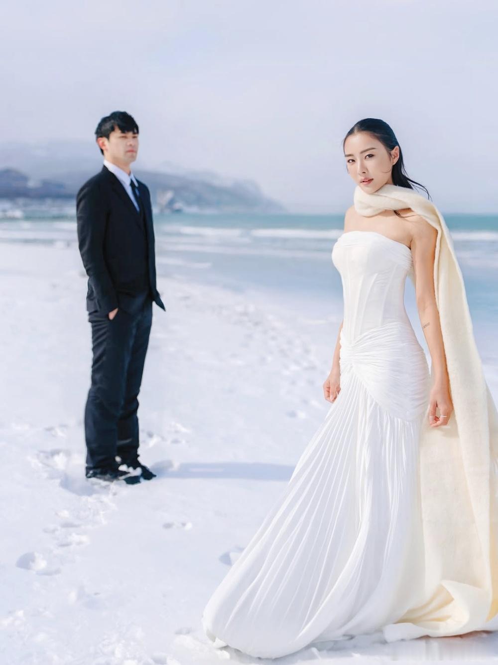 去年4月宣布訂婚的跳高女神楊文蔚（Cecilia）今日（3日）在北海道舉辦婚禮，