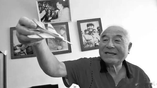 海空英雄、一等战斗功臣高翔2026年1月9日于盖州逝世，享年95岁。他曾在196