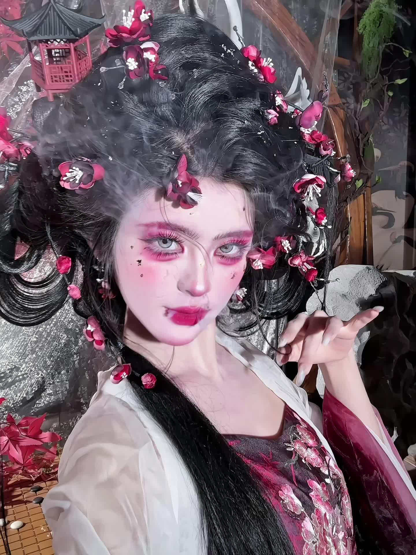 一簪红梅，一身风月