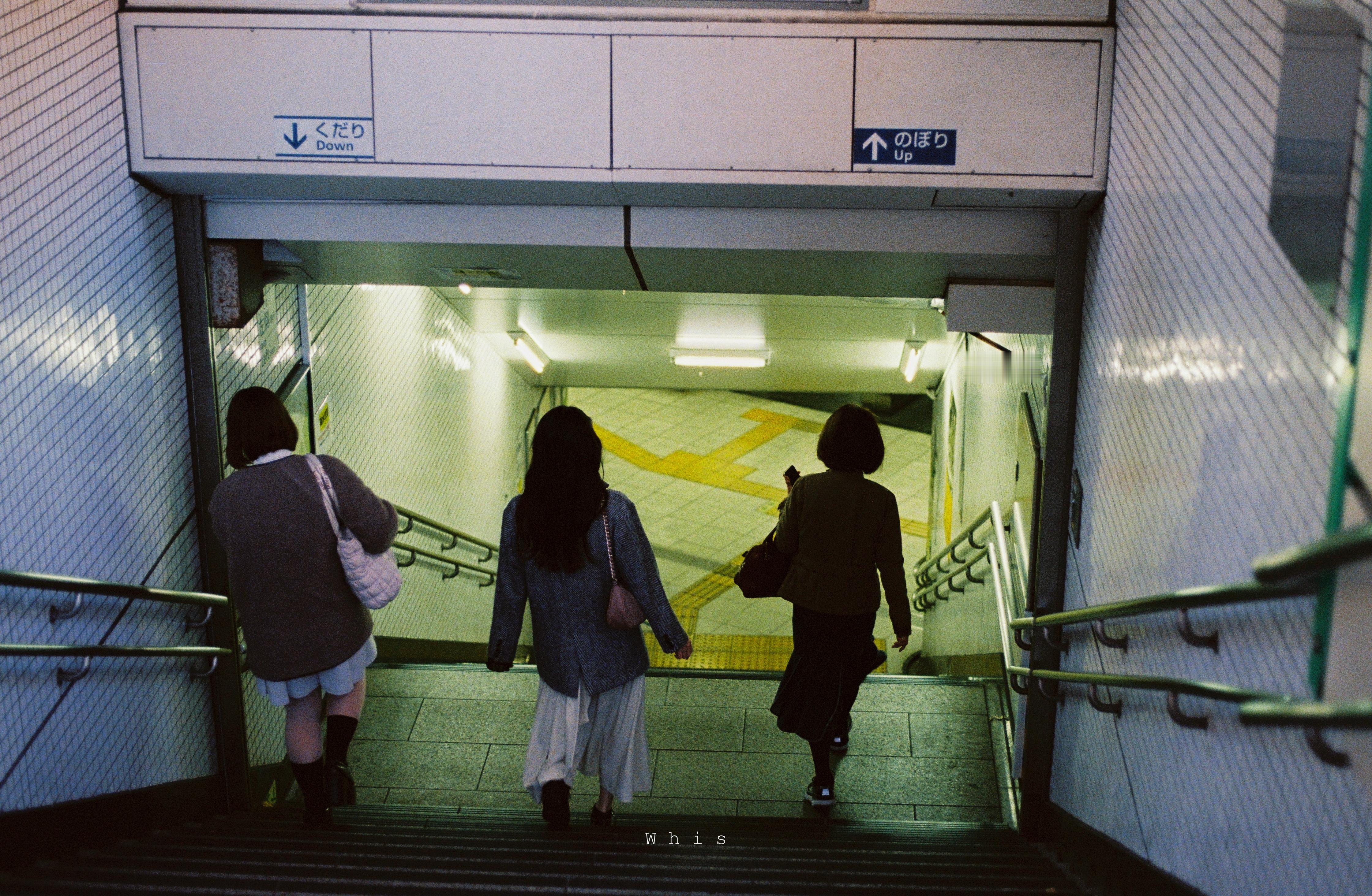 当世界不再精彩的时候，我们该做什么？只有去杀时间了。｜ 西蒙娜·德·波伏瓦 