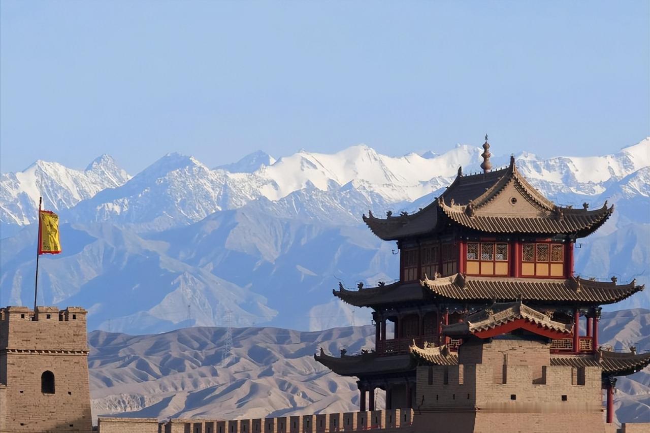 一直以为敦煌靠高山御敌，看完才懂，古人的防守思路太超前了！

敦煌西郊全是平坦戈