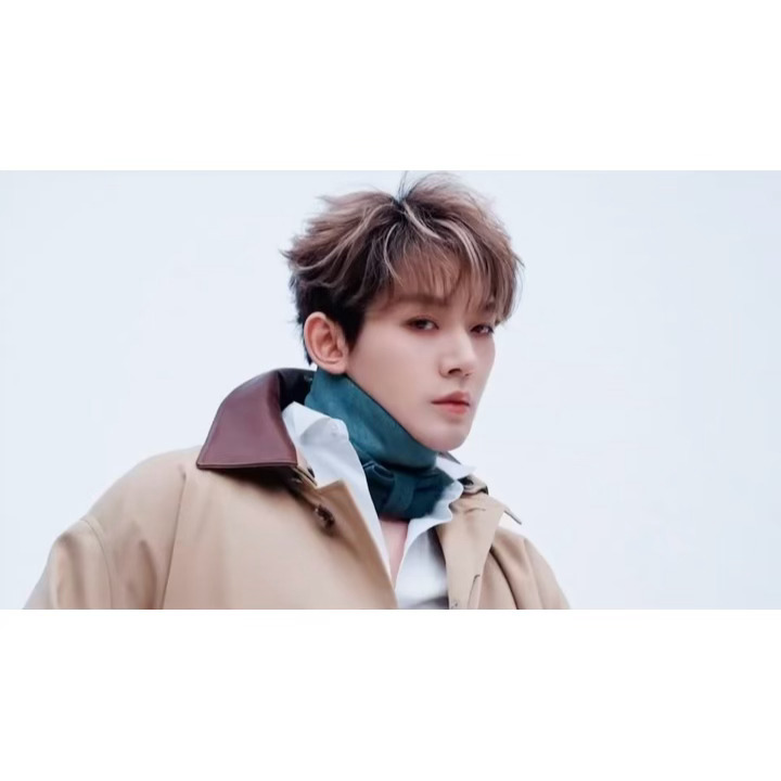 邓为镜头感好强，时尚感完全next level！不得不说，邓为的五官和头身比真的