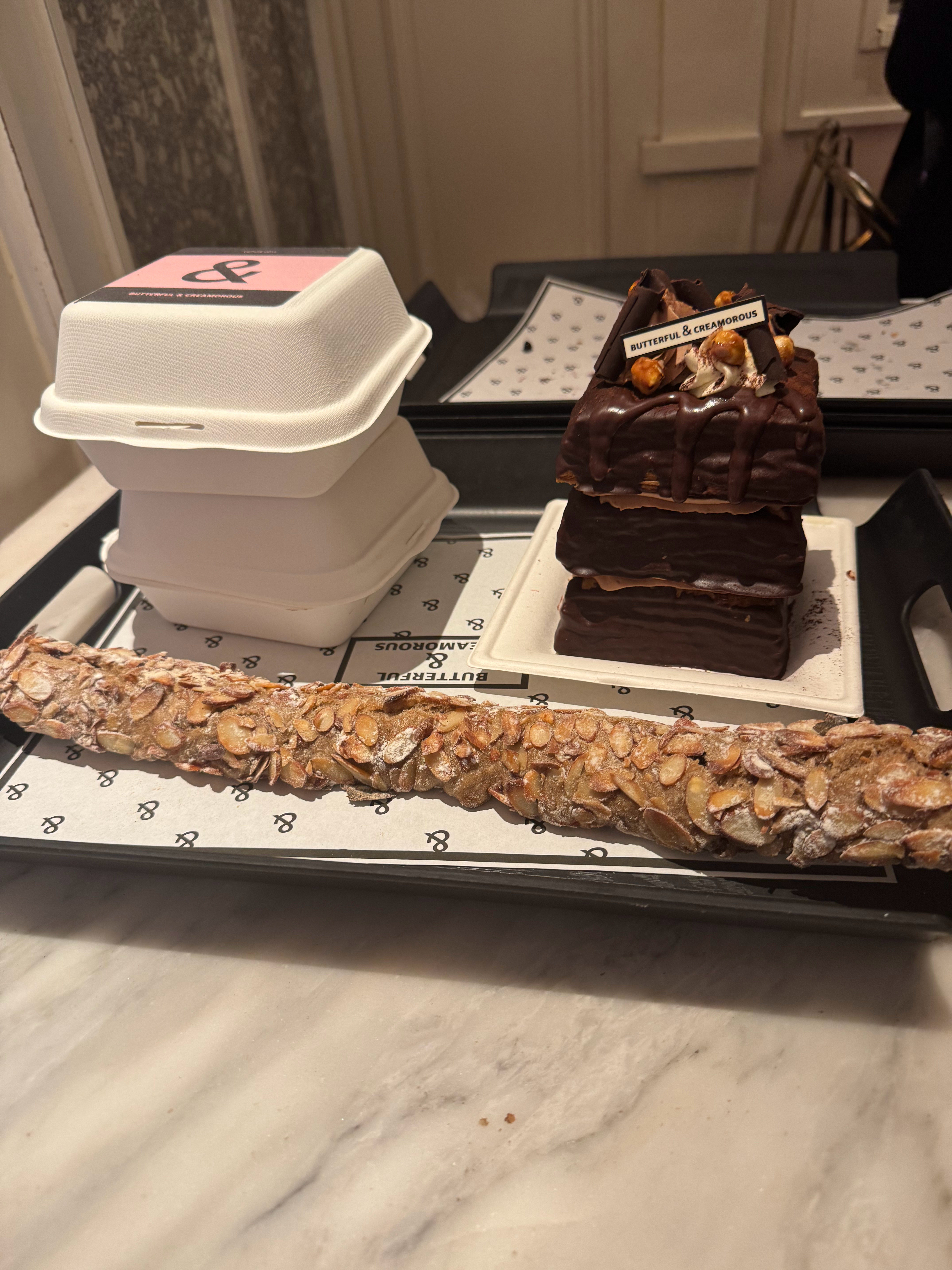 原来还有49块钱的巨无霸拿破仑！