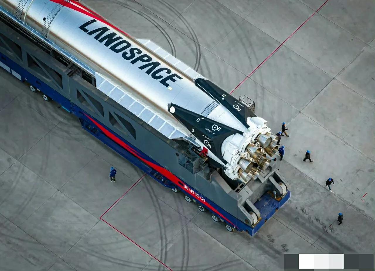 十一月最美的期待，祈愿一切圆满。