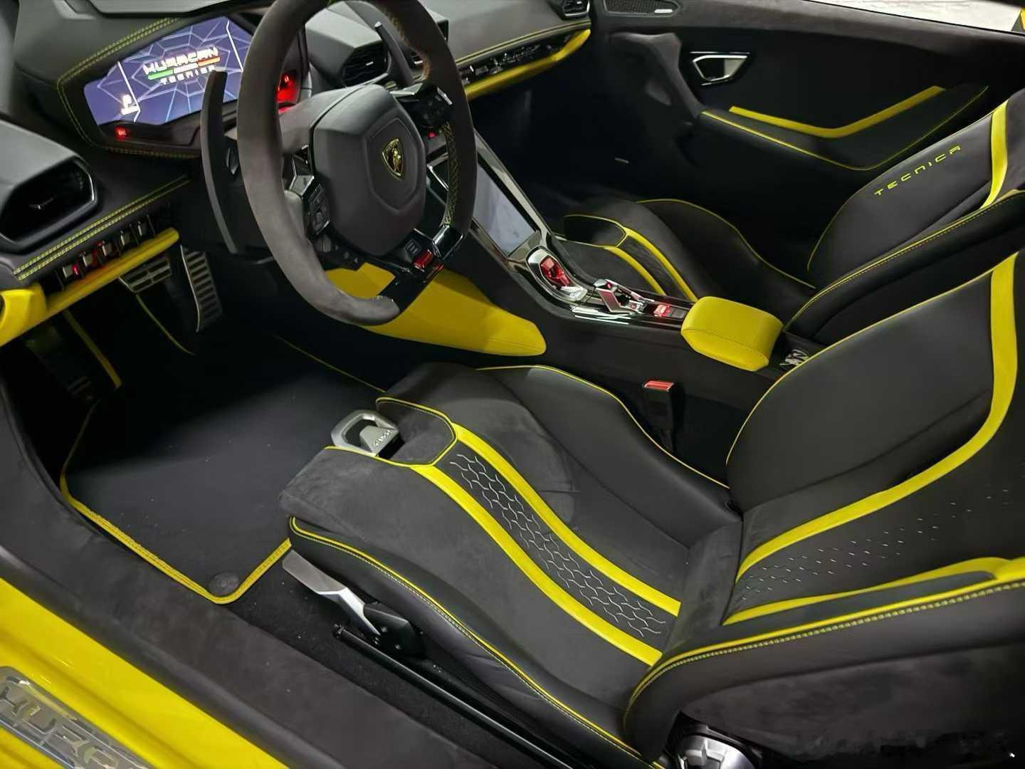 兰博基尼icon Tecnica 特殊车型与配置，高定版配色，24年九千多公里 