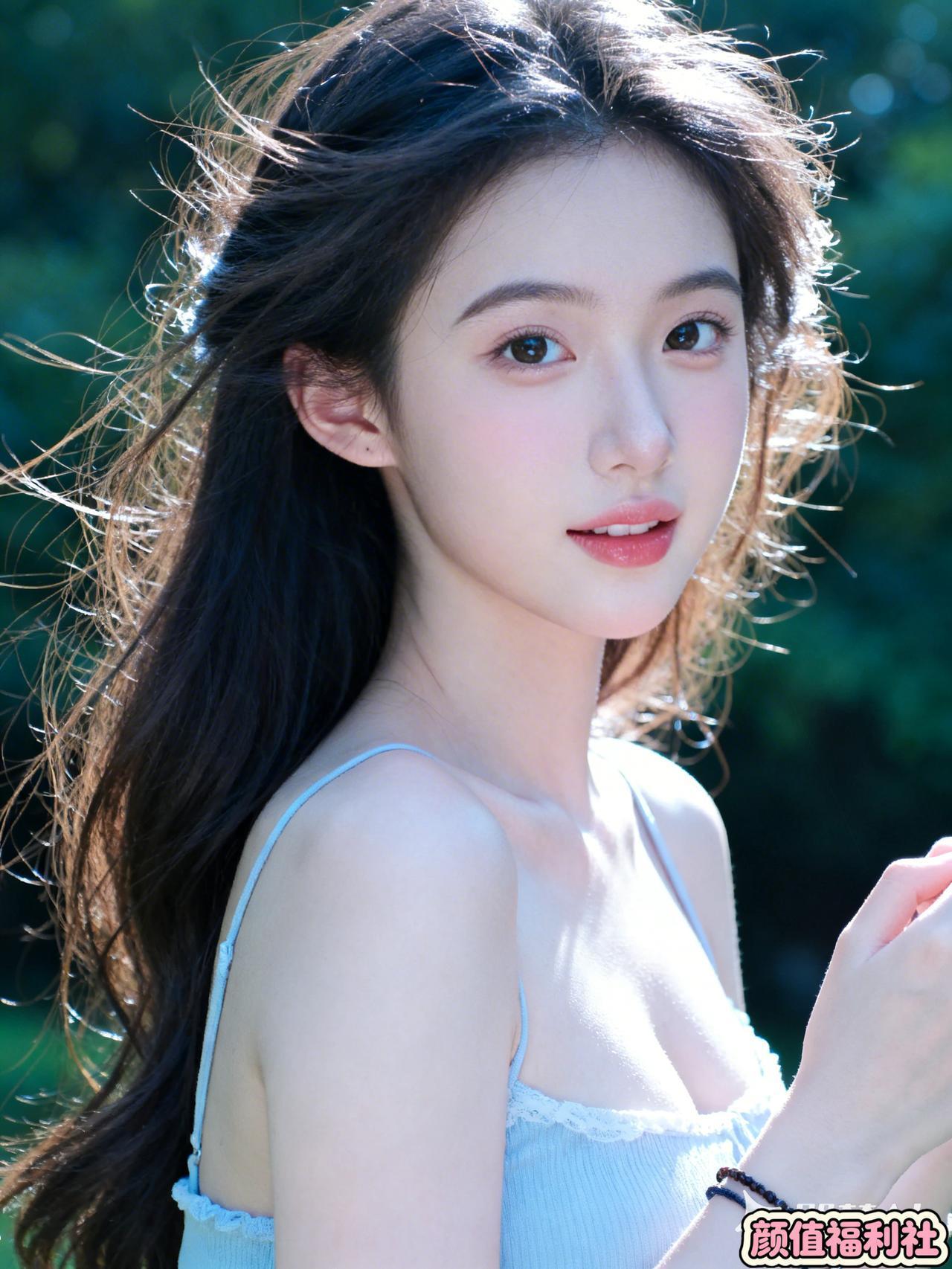 第一眼就被这种“氧气感”击中了！
没有浓妆艳抹的压迫感，也没有刻意的做作，就像夏