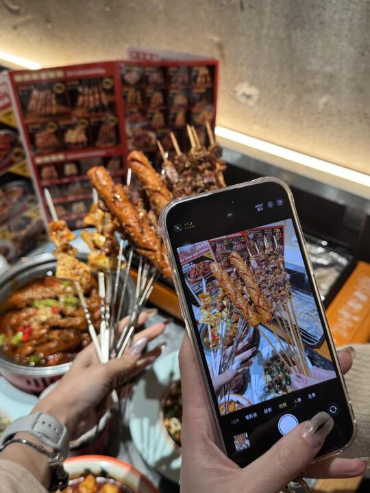 还得跟着沈阳本地人去吃烧烤