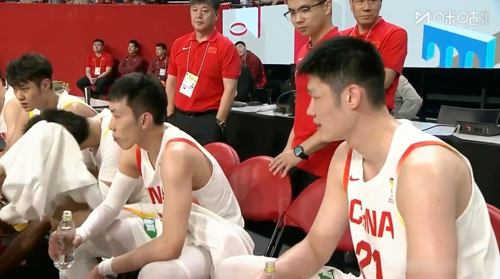 中国男篮vs日本男篮真差啊，加油啊！！！ 