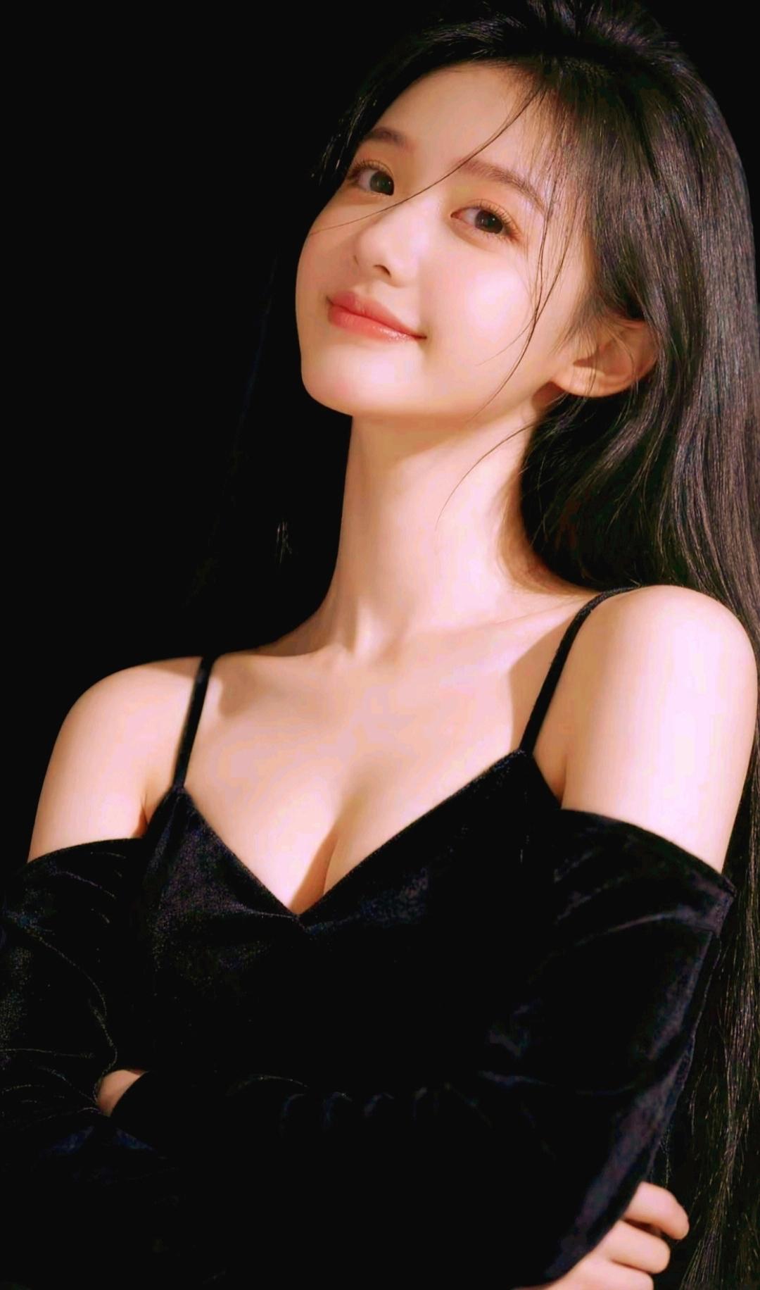 优雅黑丝绒，气质满分！💃✨黑丝绒礼服裙 黑丝绒贵气穿搭