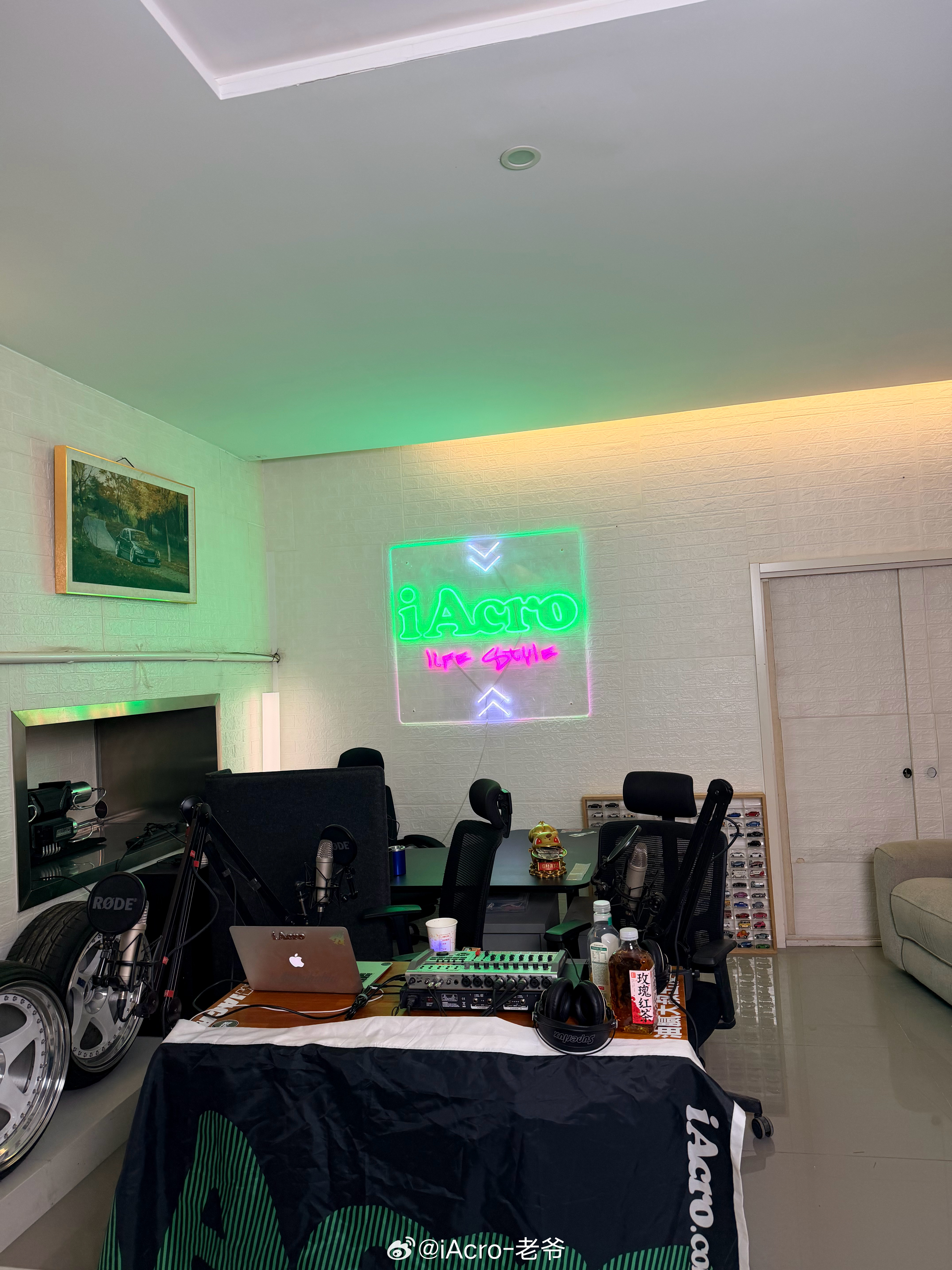 久违了的iAcroRadio！ 