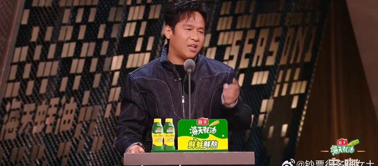 宋小宝啥时候变这么帅了啊
不是说他有多帅
是跟原来对比
这简直是变了个人

赏花