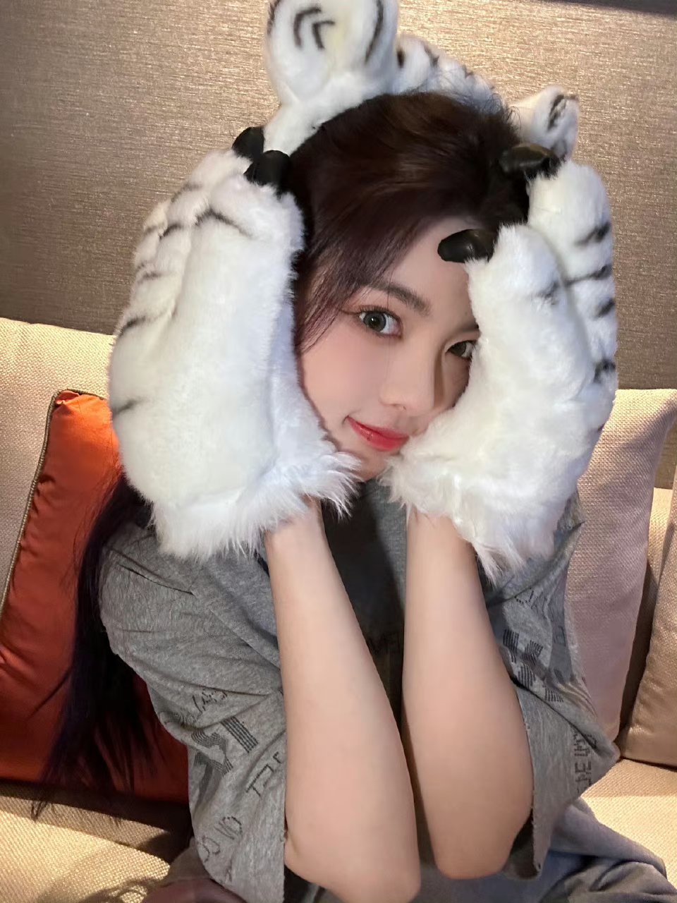 #杨超越祥云仙子老虎版# 杨超越虎爪兽耳七连拍真的太好看啦[爱你]#杨超越虎爪兽