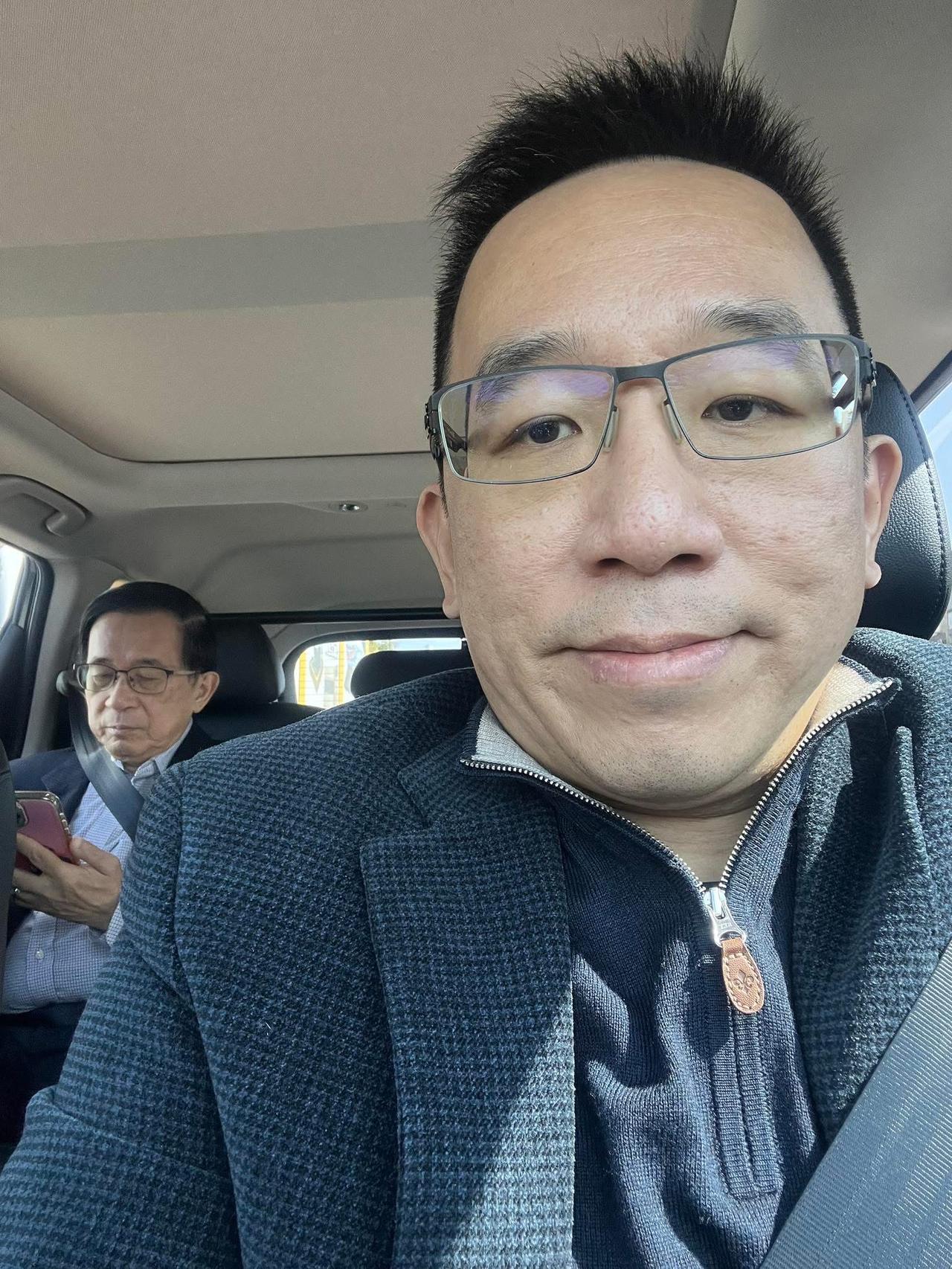 陈水扁之子陈致中今日（3月23日）在脸书发文表示，自从父亲入狱后，他的所有退休待