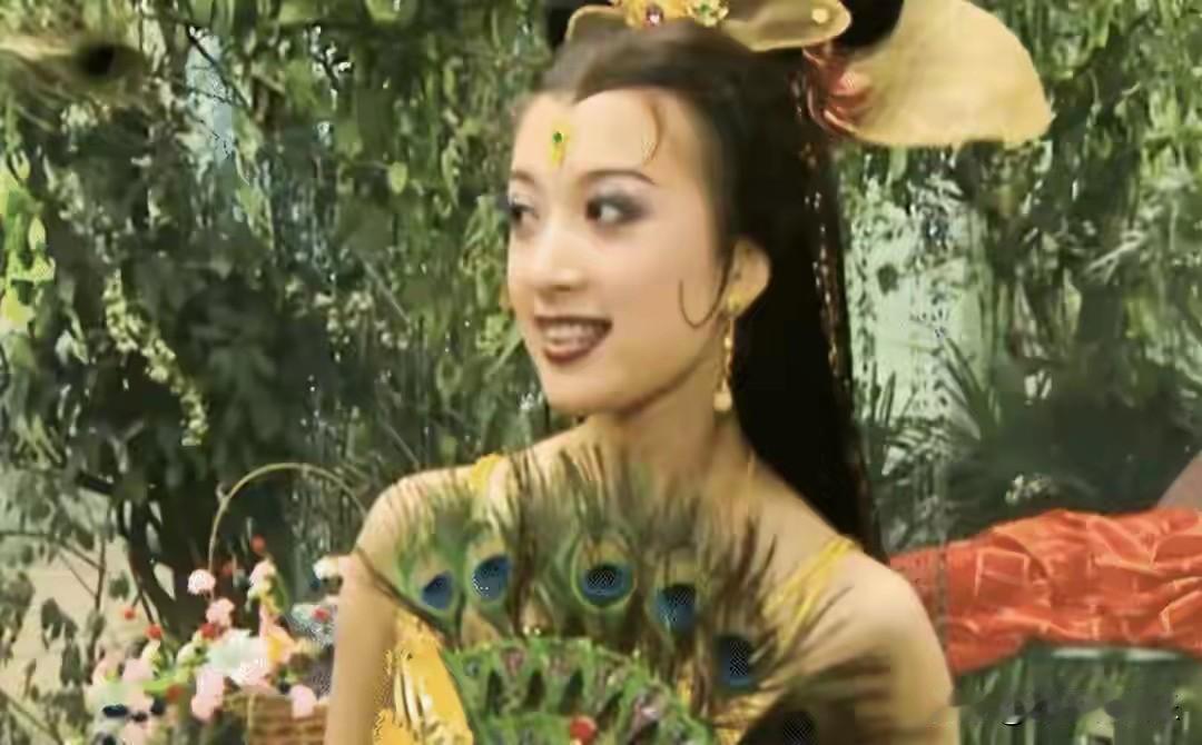 在娱乐圈这个充满话题与争议的大舞台上，演员们的一言一行都可能被放大解读，成为大众