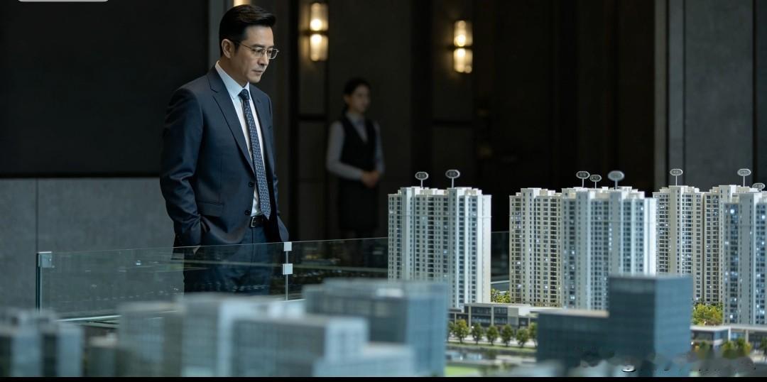一位房产专家说了一句很实在的话：
“2026年，房子再掉价，首付再低，利率再低，
