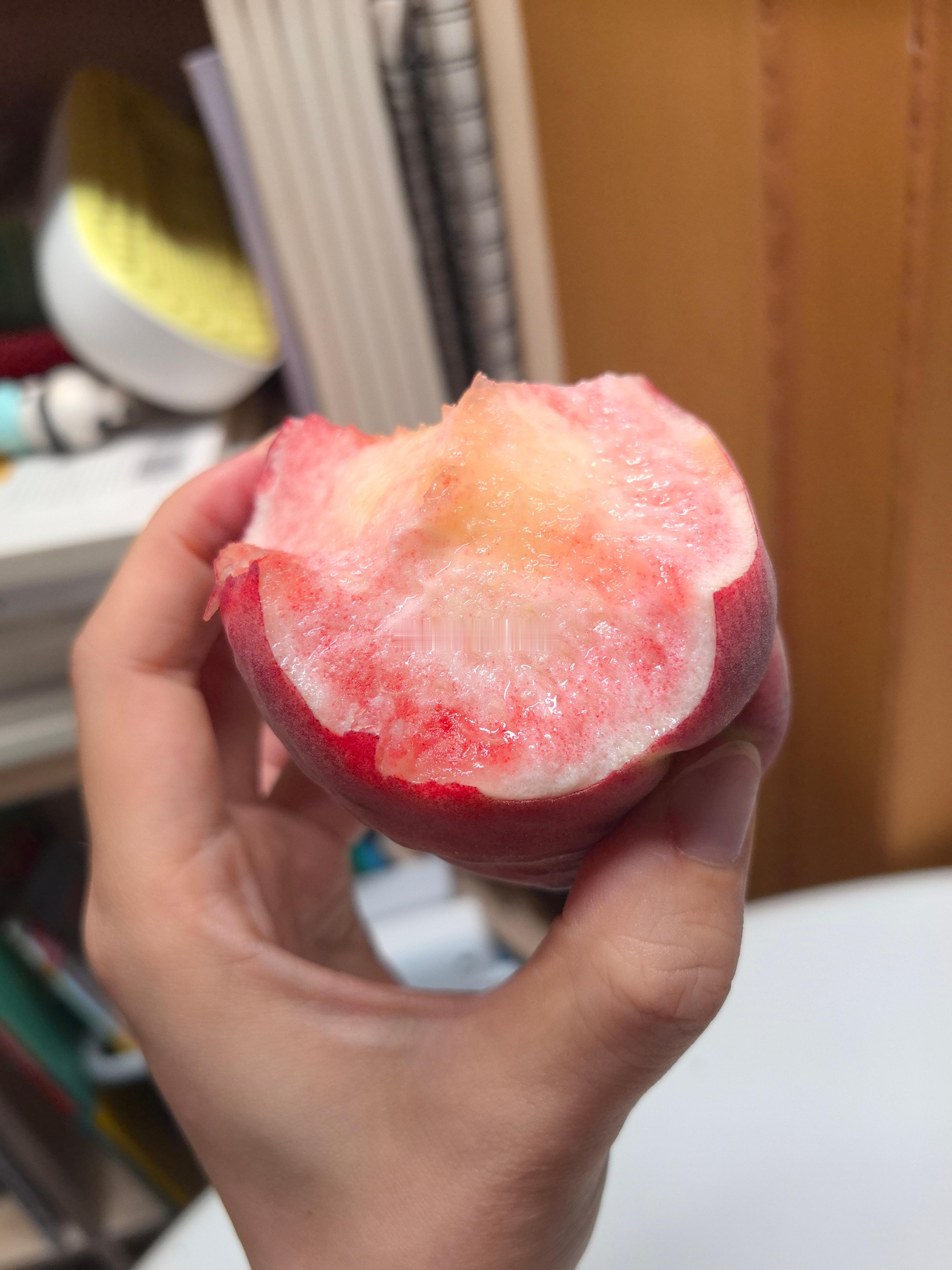 每年就蹲这一口水灵灵的粉玉🍑！新基地的更脆更甜了！！！