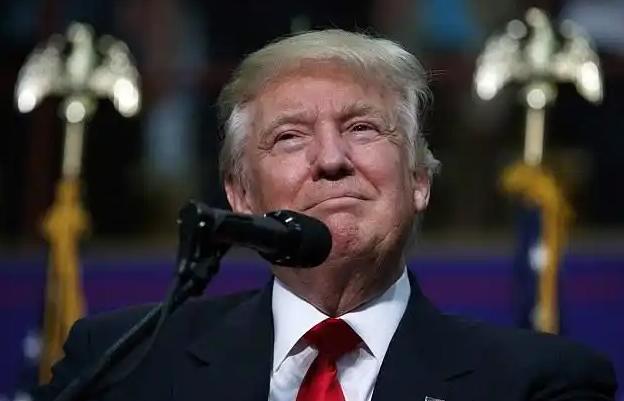 第80届联合国大会彻底沦为特朗普的个人秀，看完真的笑不活了！欠着联合国30多亿美