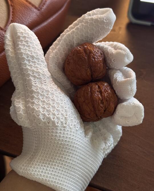好像盘红了一对铁铁🧐