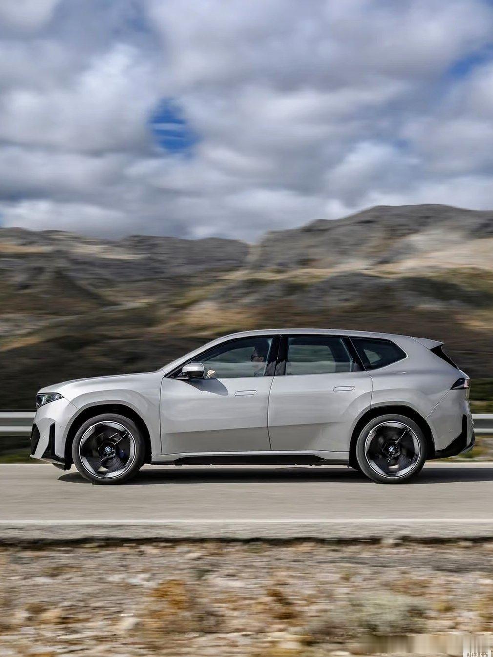 买车到底该看什么最近总有人问我：买电车到底该看什么？以前我会先看续航、看配置、看